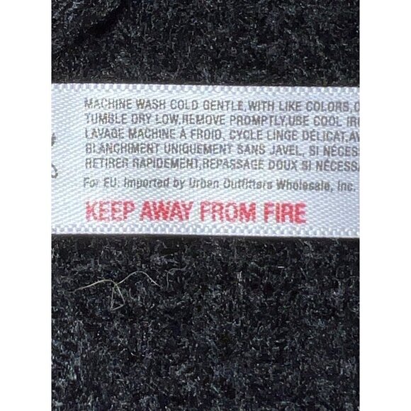 URBAN OUTFITTERS Women’s Sweater Black Chunky Knit Oversized Cocoon Cardigan OS - Picture 13 of 15